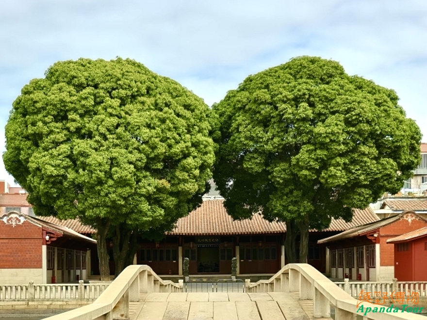泉州14文庙泮桥.jpg